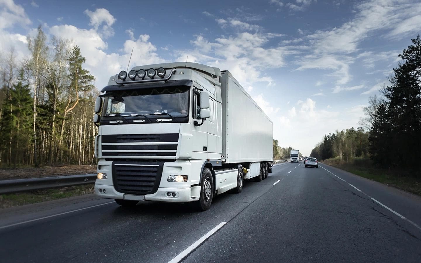 Автомобильные грузоперевозки